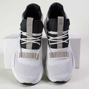 On Cloud Cloudnova Running Sneakers Women